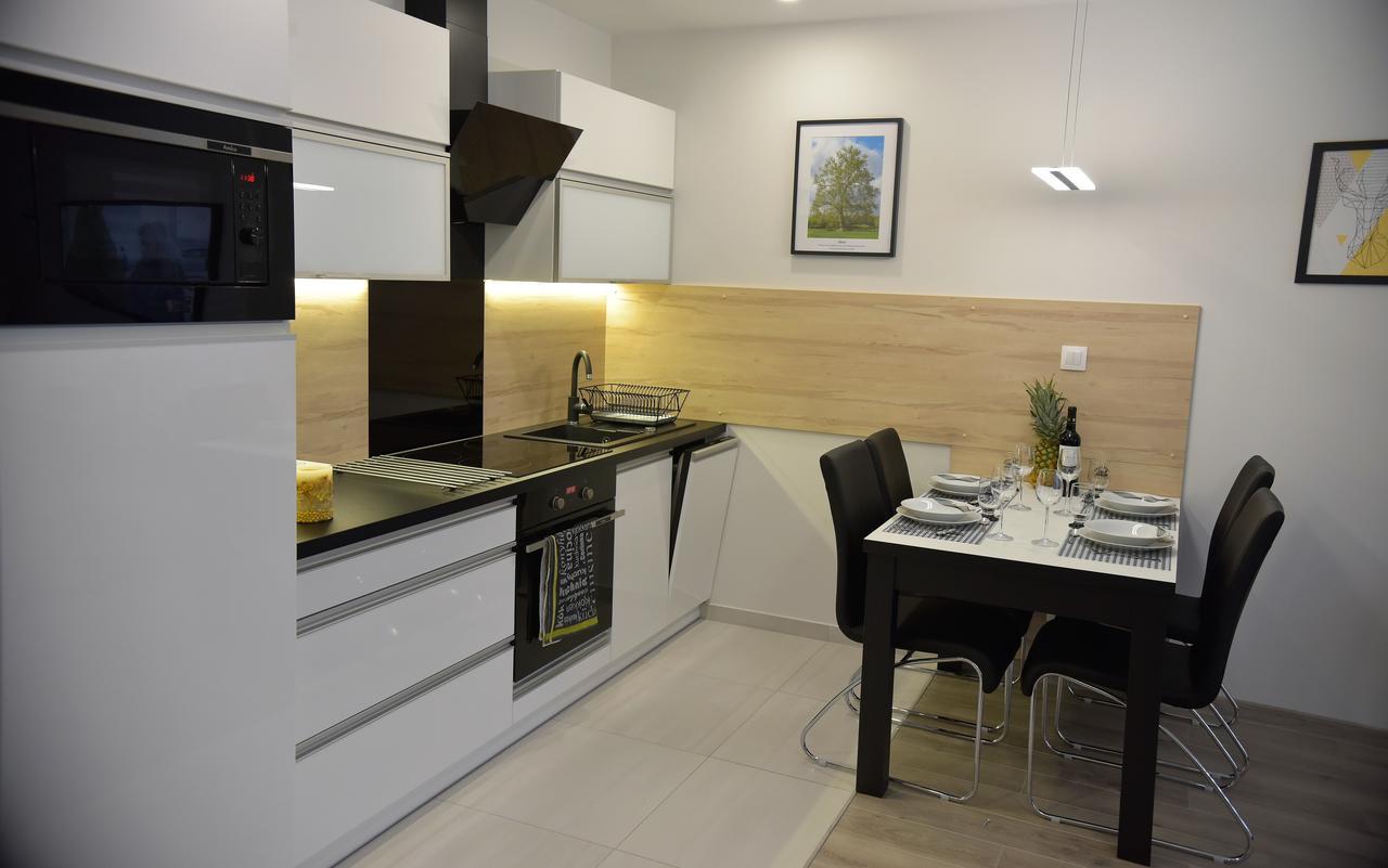 Apartamenty Platan Opieszyn 2 Wrzesnia Ngoại thất bức ảnh